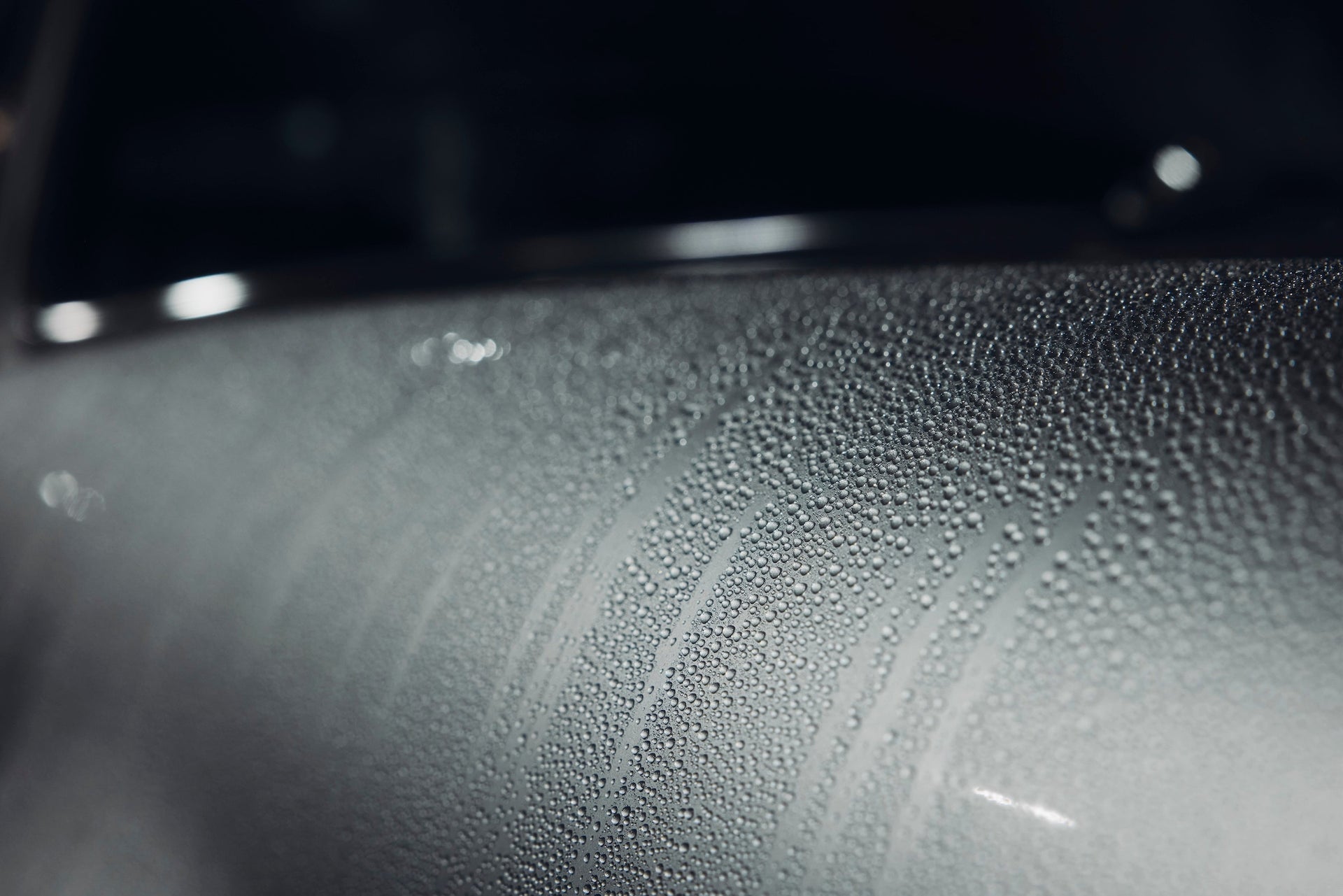 Cera para automóviles vs. Ceramic Coating – ¿Cuál es la mejor elección para su vehículo?
